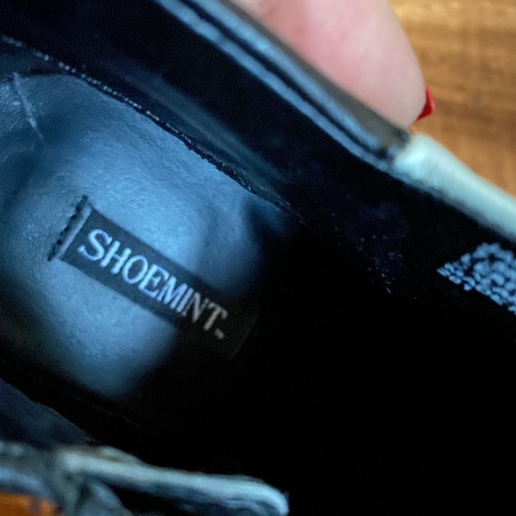 👡💓👀✨Gently Used- B&W Bootie Genuine Leather Bootie Size 7.5 - Picture 9 of 9